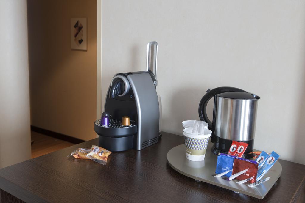 Hotel Mercure Rennes Cesson Oda fotoğraf